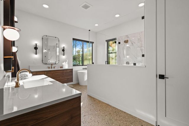 8202 Maynard Road, Palo Cedro, CA 96073