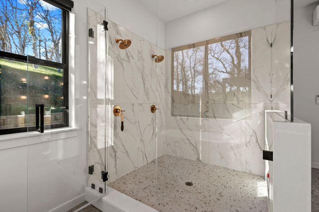 8202 Maynard Road, Palo Cedro, CA 96073