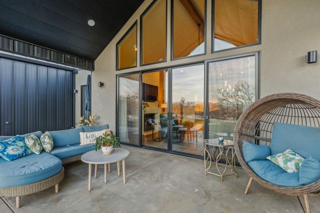 8202 Maynard Road, Palo Cedro, CA 96073