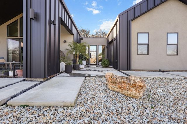 8202 Maynard Road, Palo Cedro, CA 96073