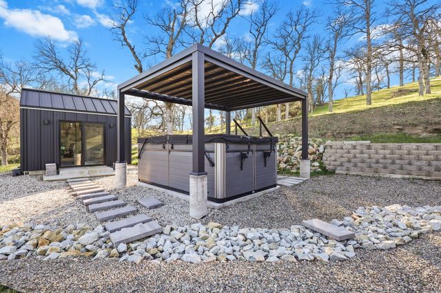 8202 Maynard Road, Palo Cedro, CA 96073