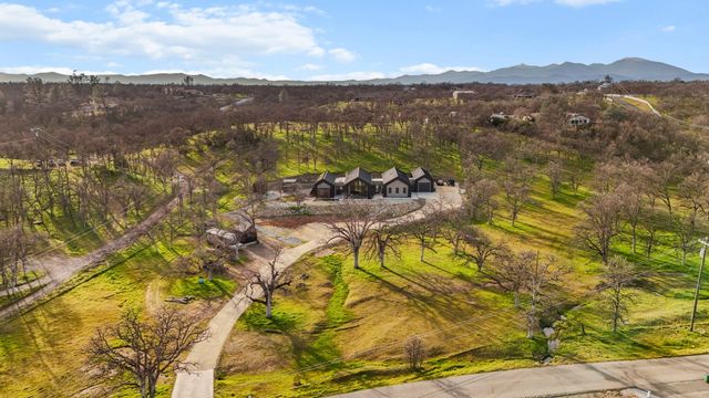 8202 Maynard Road, Palo Cedro, CA 96073