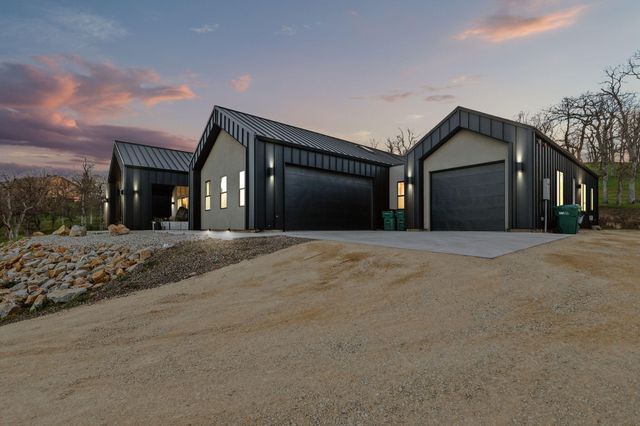 8202 Maynard Road, Palo Cedro, CA 96073