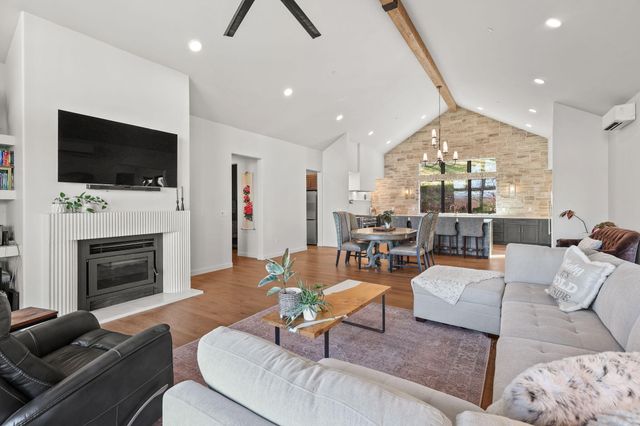 8202 Maynard Road, Palo Cedro, CA 96073