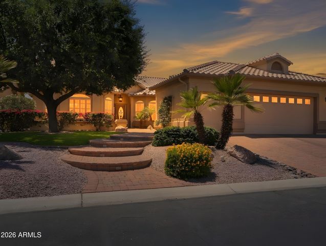 15867 W AVALON Drive, Goodyear, AZ 85395