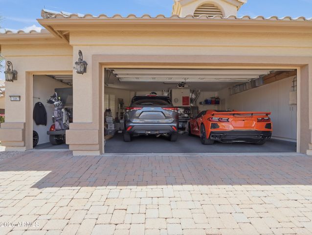 15867 W AVALON Drive, Goodyear, AZ 85395