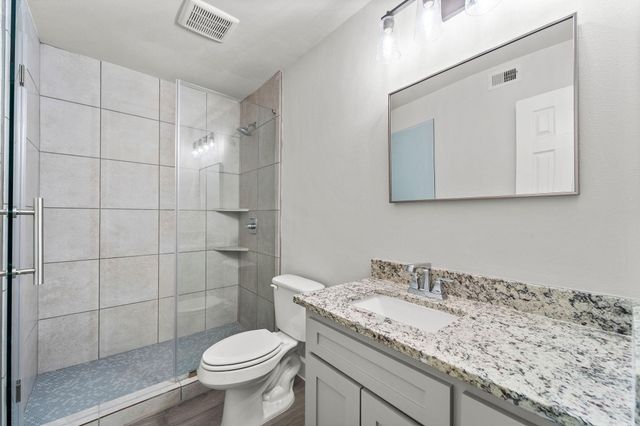 9026 Kempwood Drive, Houston, TX 77080