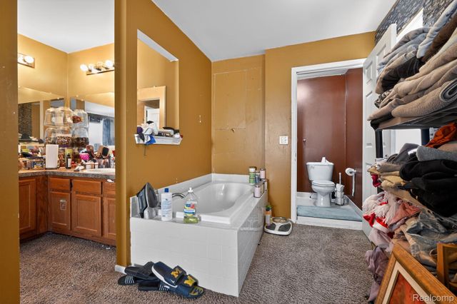 15333 Brookside Drive, Van Buren Charter Township, MI 48111