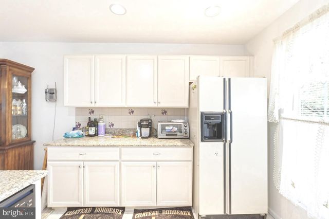 61 HAMPTON CT, Norristown, PA 19403