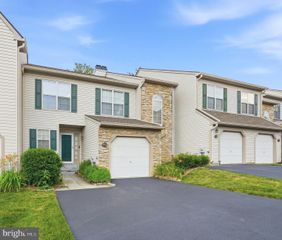 61 HAMPTON CT, Norristown, PA 19403