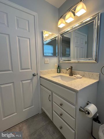 29 CARRIAGE STOP DR, Berlin, NJ 08009