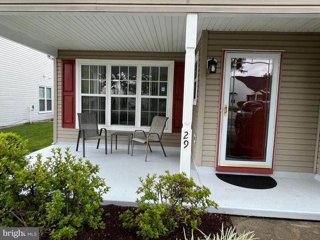 29 CARRIAGE STOP DR, Berlin, NJ 08009