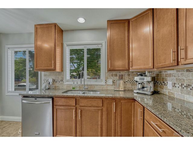 4252 S Logan St, Englewood, CO 80113