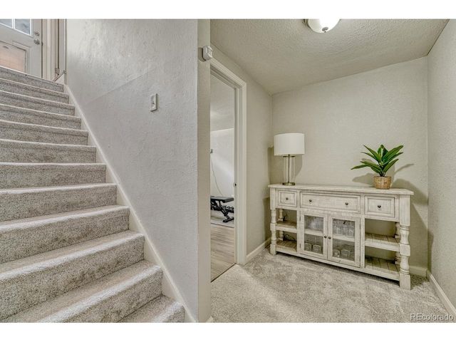 4252 S Logan St, Englewood, CO 80113
