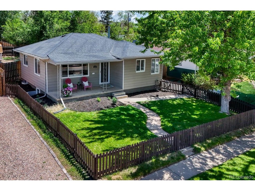 4252 S Logan St, Englewood, CO 80113