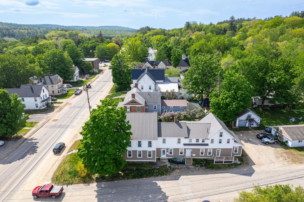 155 South Main Street, Franklin, NH 03235