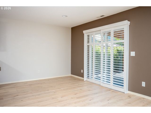 15565 BACHELOR Ave, Sandy, OR 97055