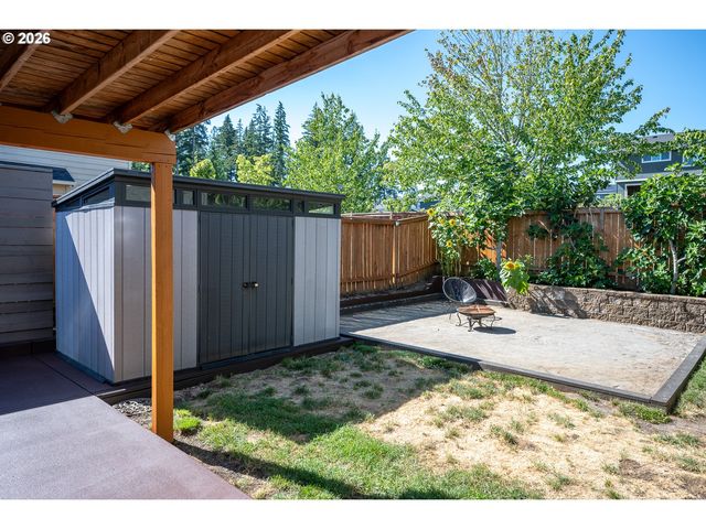 15565 BACHELOR Ave, Sandy, OR 97055