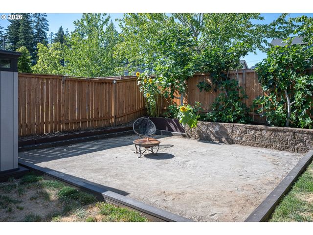 15565 BACHELOR Ave, Sandy, OR 97055