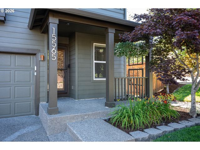 15565 BACHELOR Ave, Sandy, OR 97055