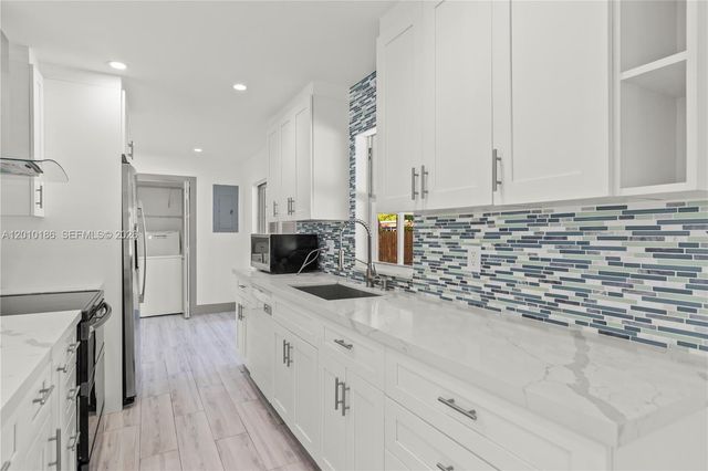 7913 NW 72nd Ave 0, Tamarac, FL 33321