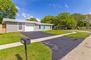 7913 NW 72nd Ave 0, Tamarac, FL 33321