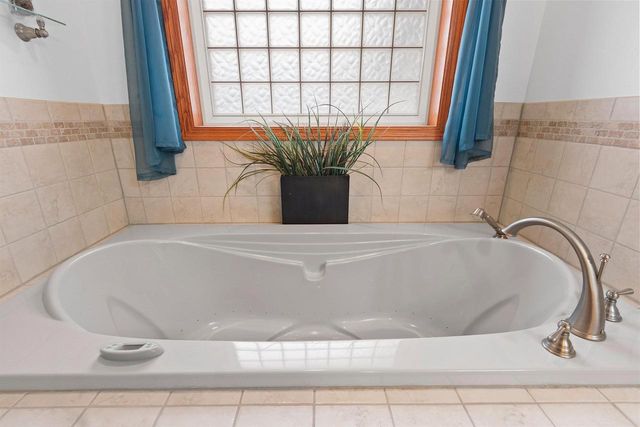 1420 GENEVA ROAD, De Pere, WI 54115