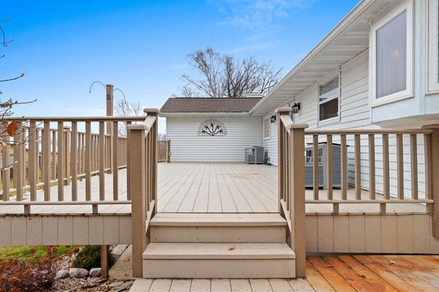 1420 GENEVA ROAD, De Pere, WI 54115