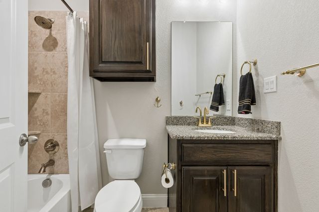 220 Catullus Drive, Sunnyvale, TX 75182