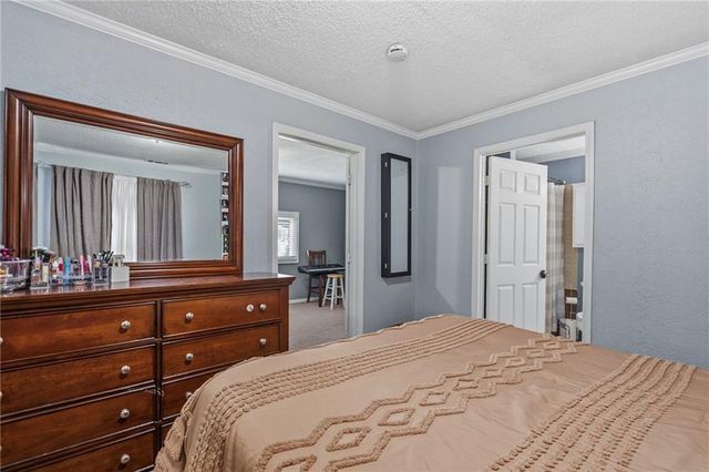 1617 METROPOLITAN Avenue, Kansas City, KS 66103