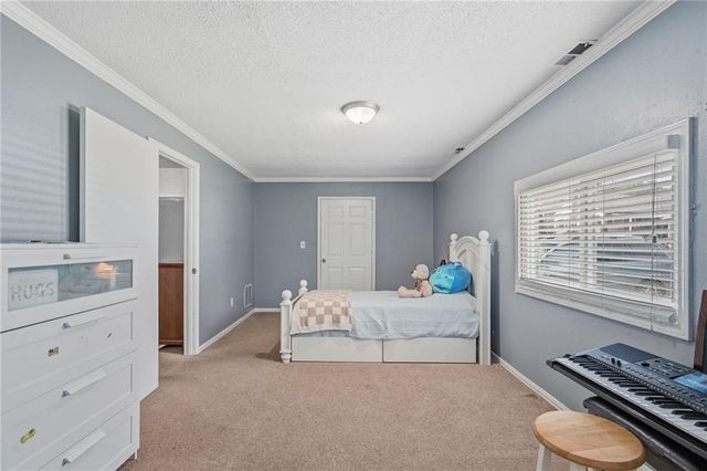 1617 METROPOLITAN Avenue, Kansas City, KS 66103