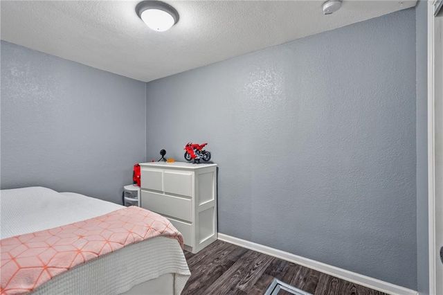 1617 METROPOLITAN Avenue, Kansas City, KS 66103