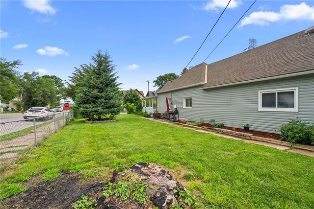 1617 METROPOLITAN Avenue, Kansas City, KS 66103