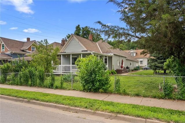 1617 METROPOLITAN Avenue, Kansas City, KS 66103