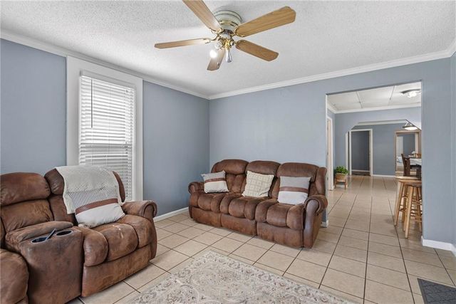 1617 METROPOLITAN Avenue, Kansas City, KS 66103