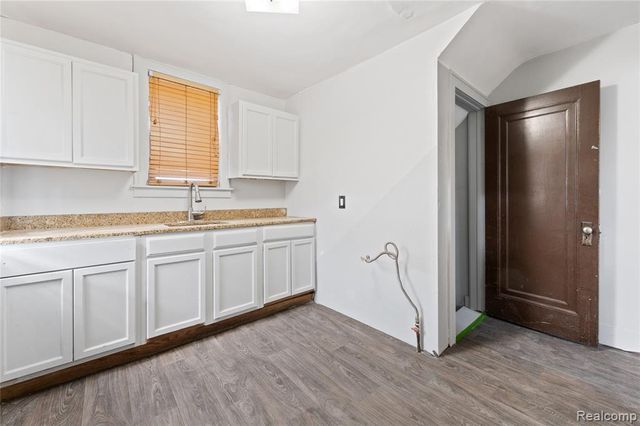 13111 Manor Street, Detroit, MI 48238