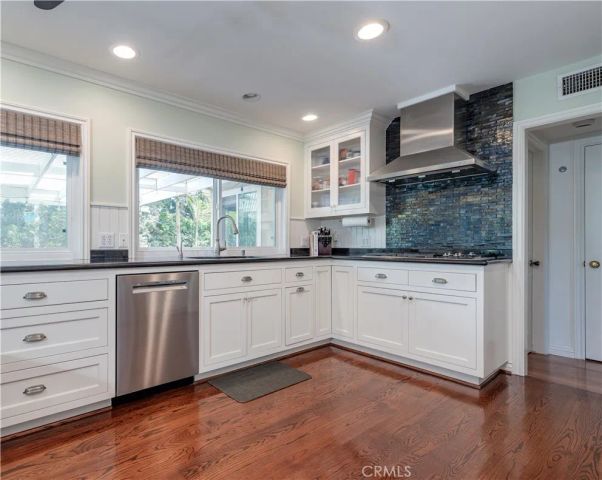 5511 Wendy Circle, Huntington Beach, CA 92649