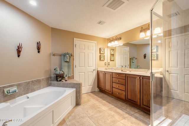 2403 S Atlantic Ave Apt 201, Daytona Beach, FL 32118