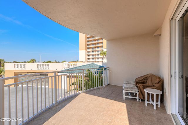 2403 S Atlantic Ave Apt 201, Daytona Beach, FL 32118