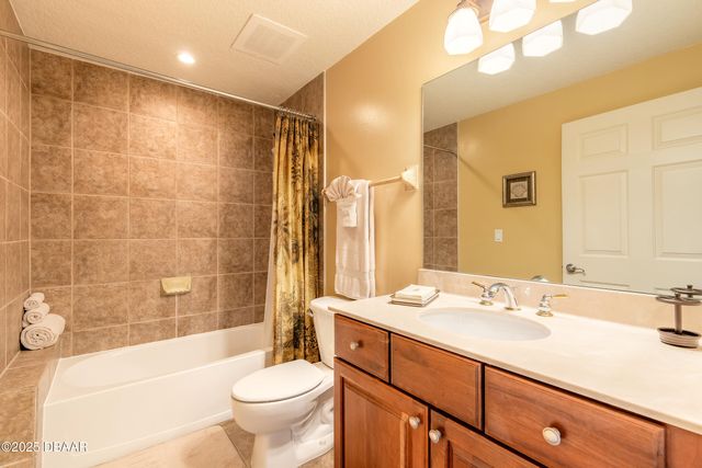 2403 S Atlantic Ave Apt 201, Daytona Beach, FL 32118