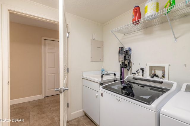 2403 S Atlantic Ave Apt 201, Daytona Beach, FL 32118