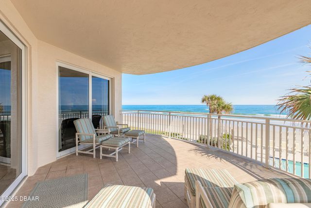 2403 S Atlantic Ave Apt 201, Daytona Beach, FL 32118