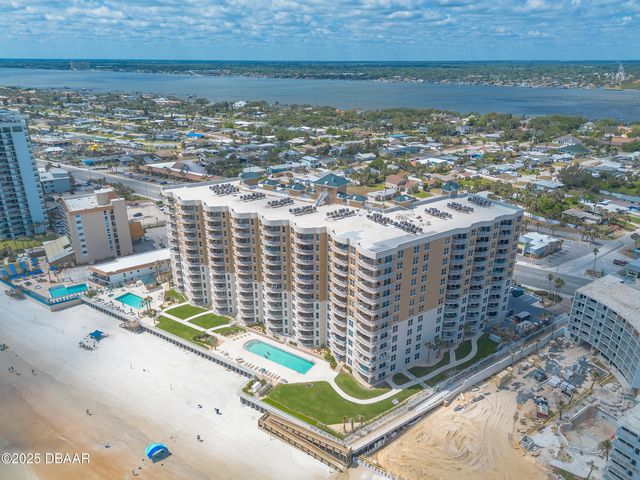 2403 S Atlantic Ave Apt 201, Daytona Beach, FL 32118