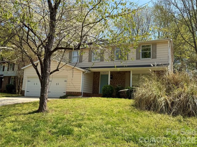 9524 Robert Burns Court, Charlotte, NC 28213