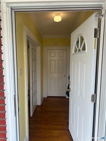 21-23 Adams Street, Hartford, CT 06112
