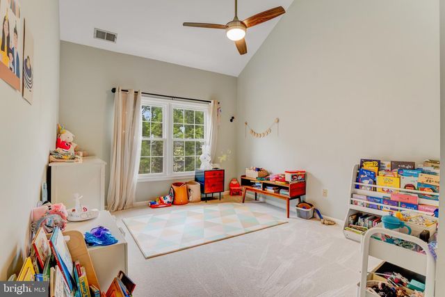 10219 ASPEN WILLOW DR, Fairfax, VA 22032