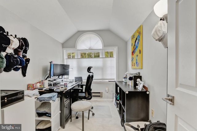 10219 ASPEN WILLOW DR, Fairfax, VA 22032