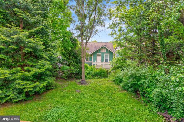 10219 ASPEN WILLOW DR, Fairfax, VA 22032
