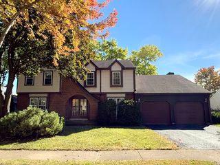 1342 Winchester Court, Naperville, IL 60563