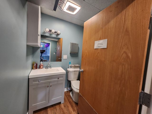 60 Washington Avenue STE 102/103, Hamden, CT 06518